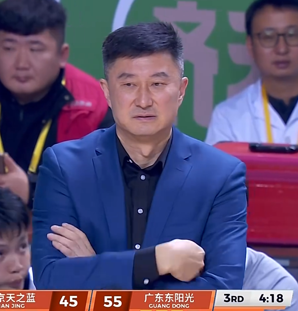 阿斯：杜兰将转会至加拉塔萨雷，加盟前他需签约纪律约束条款