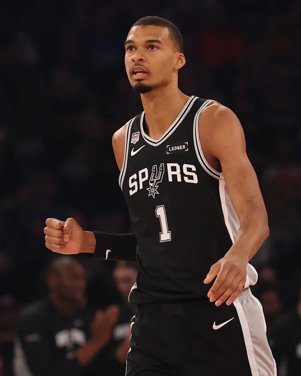球迷吵翻！乔丹是NBA初代营销大牌，詹姆斯是迭代招牌，真相扎心
