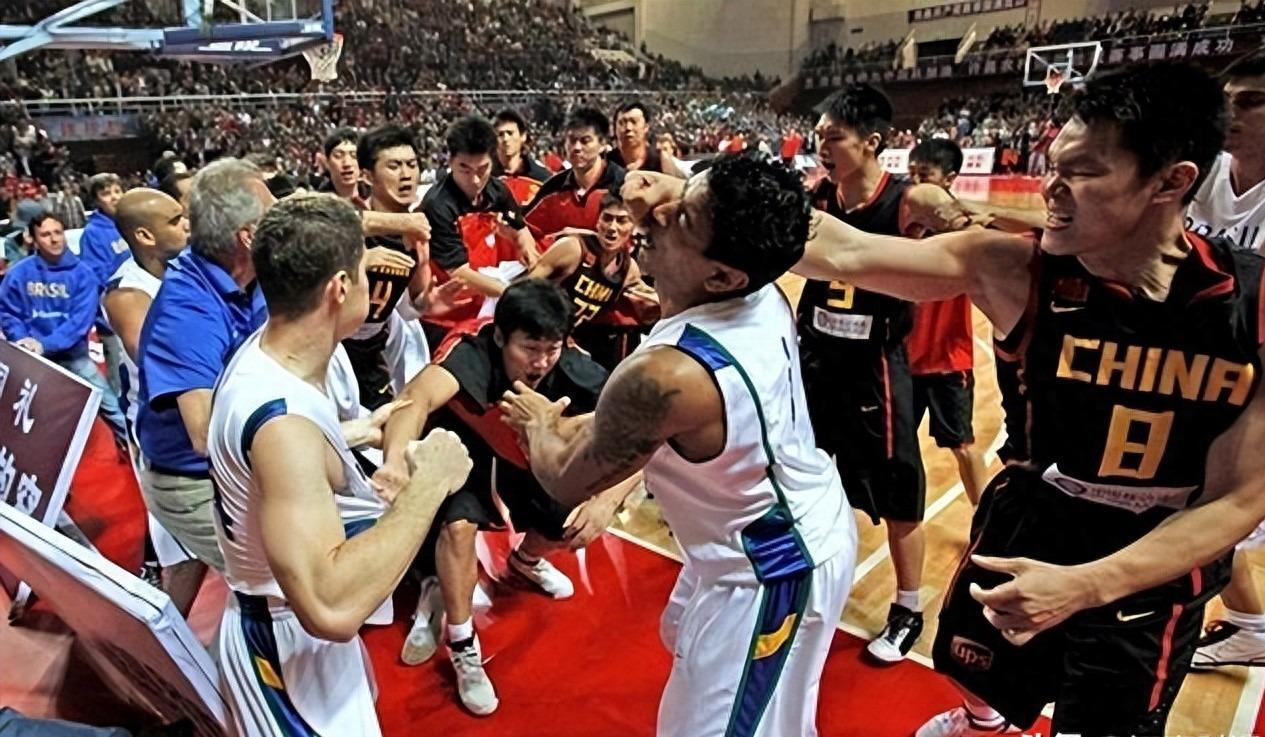 火箭队1号位变天？4控卫之外，可摘2轮新秀，斯通底薪有望再签1人