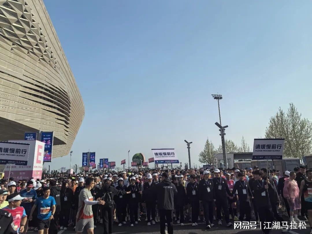葡萄牙惊险晋级，C罗一番话反而把自己推上风口浪尖