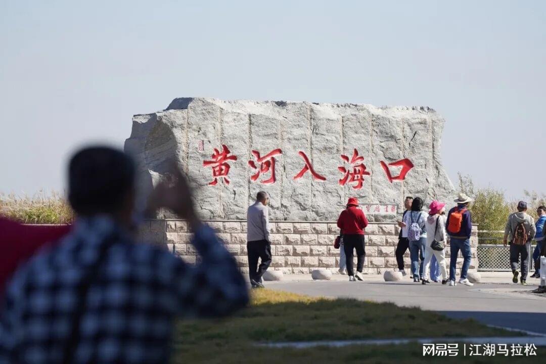 C罗淘汰赛首球！葡萄牙2:1绝杀克罗地亚晋级16强，联想AI记录世界杯经典瞬间